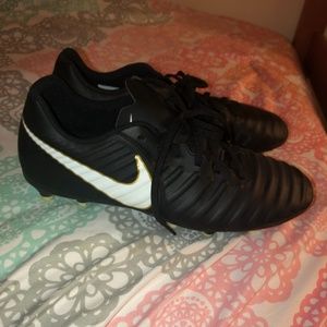 Tiempo Rio IV FG Cleats